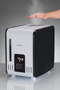 S450_BONECO_Details_Hand-Warm_Steam_lowres S450_BONECO_Details_Hand-Warm_Steam_lowres